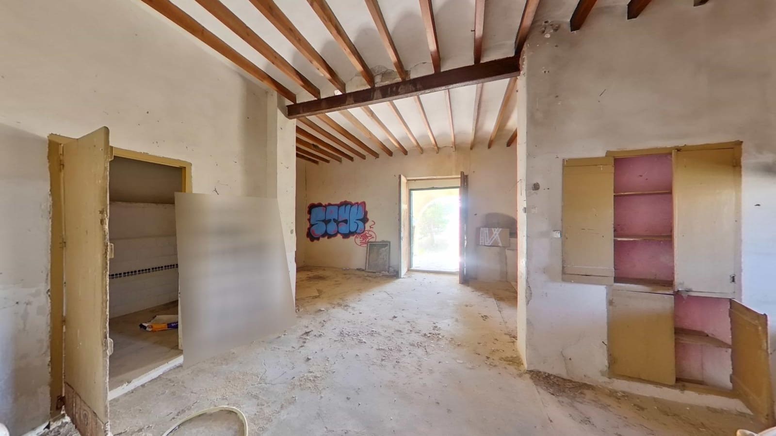 6 soveværelse Villa til salg i Elche / Elx med garage - € 225.000 (Ref: 8926634)