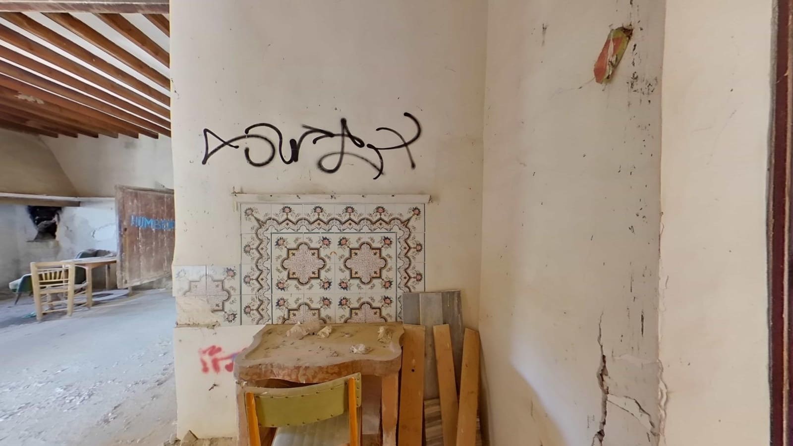 6 soveværelse Villa til salg i Elche / Elx med garage - € 225.000 (Ref: 8926634)