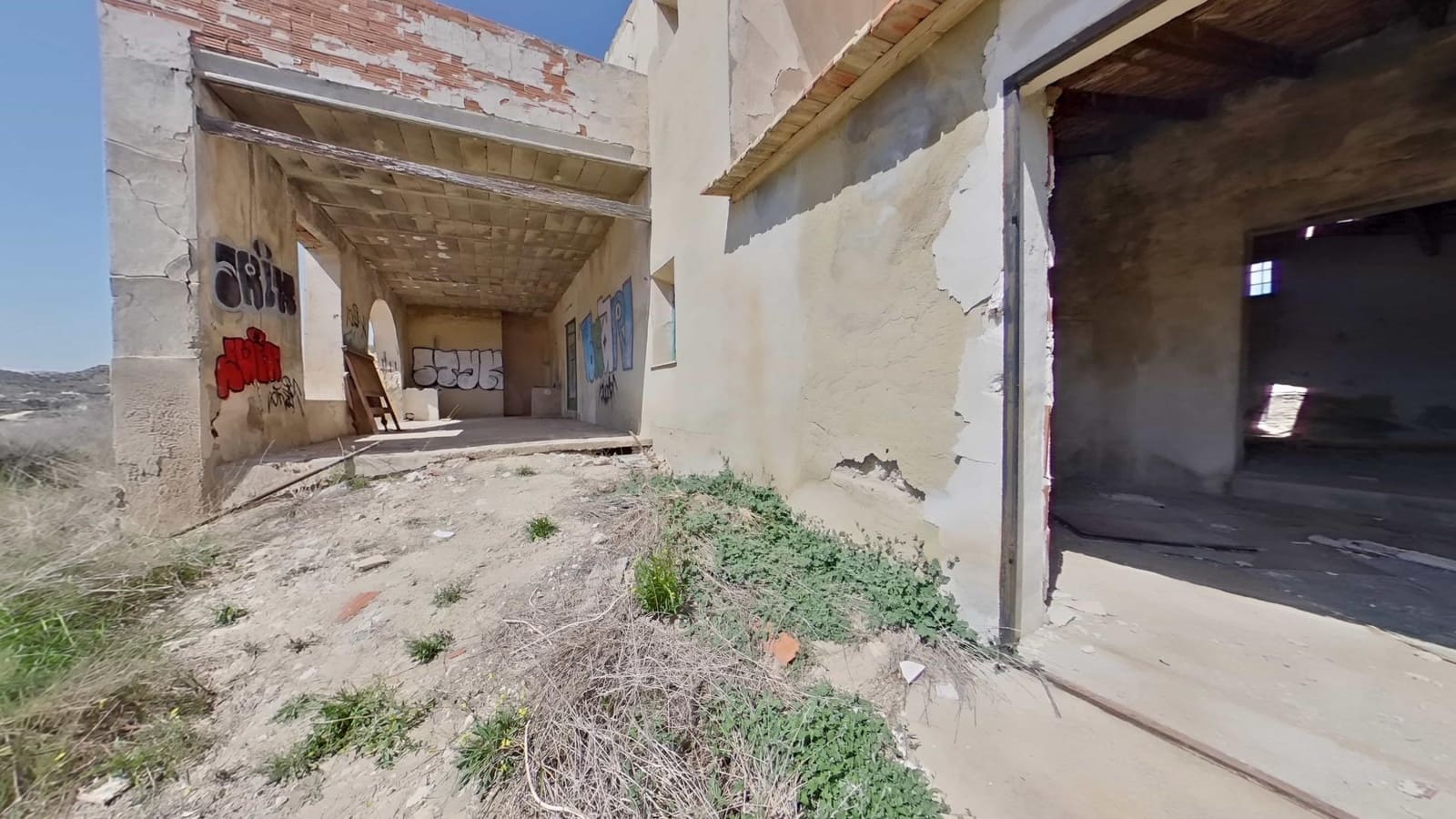 6 soveværelse Villa til salg i Elche / Elx med garage - € 225.000 (Ref: 8926634)