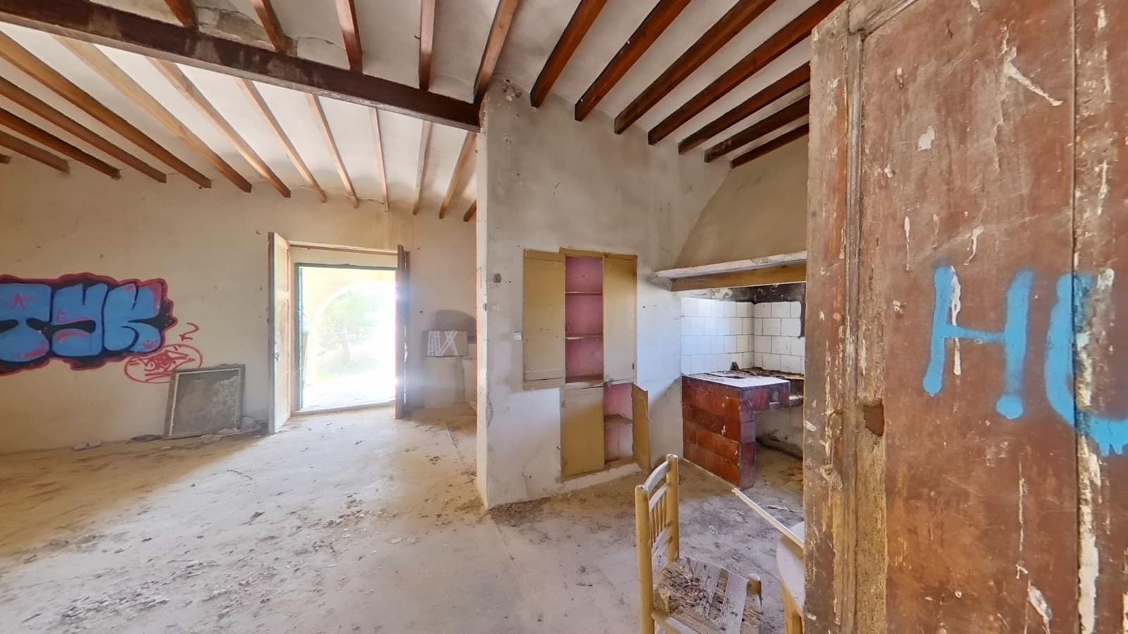 6 soveværelse Villa til salg i Elche / Elx med garage - € 225.000 (Ref: 8926634)