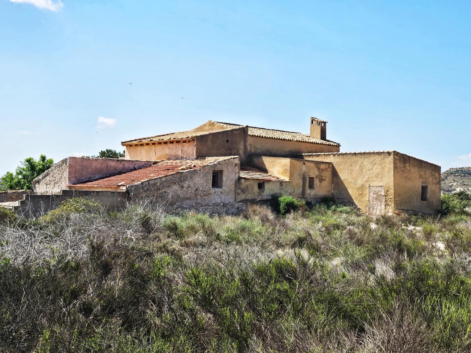 6 soveværelse Villa til salg i Elche / Elx med garage - € 225.000 (Ref: 8926634)