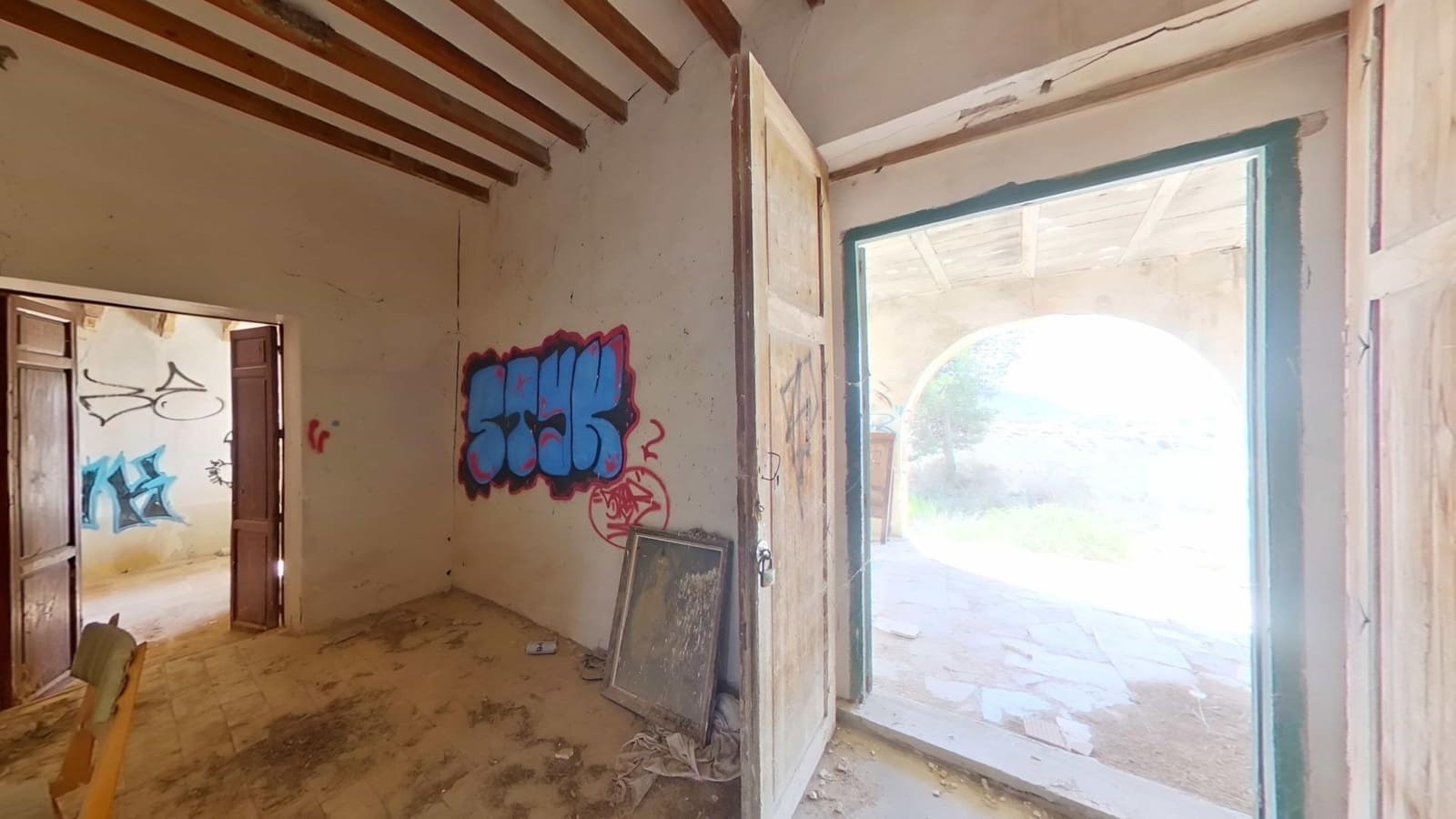 6 makuuhuone Huvila myytävänä paikassa Elche / Elx mukana 
autotalli - 225 000 € (Ref: 8926634)