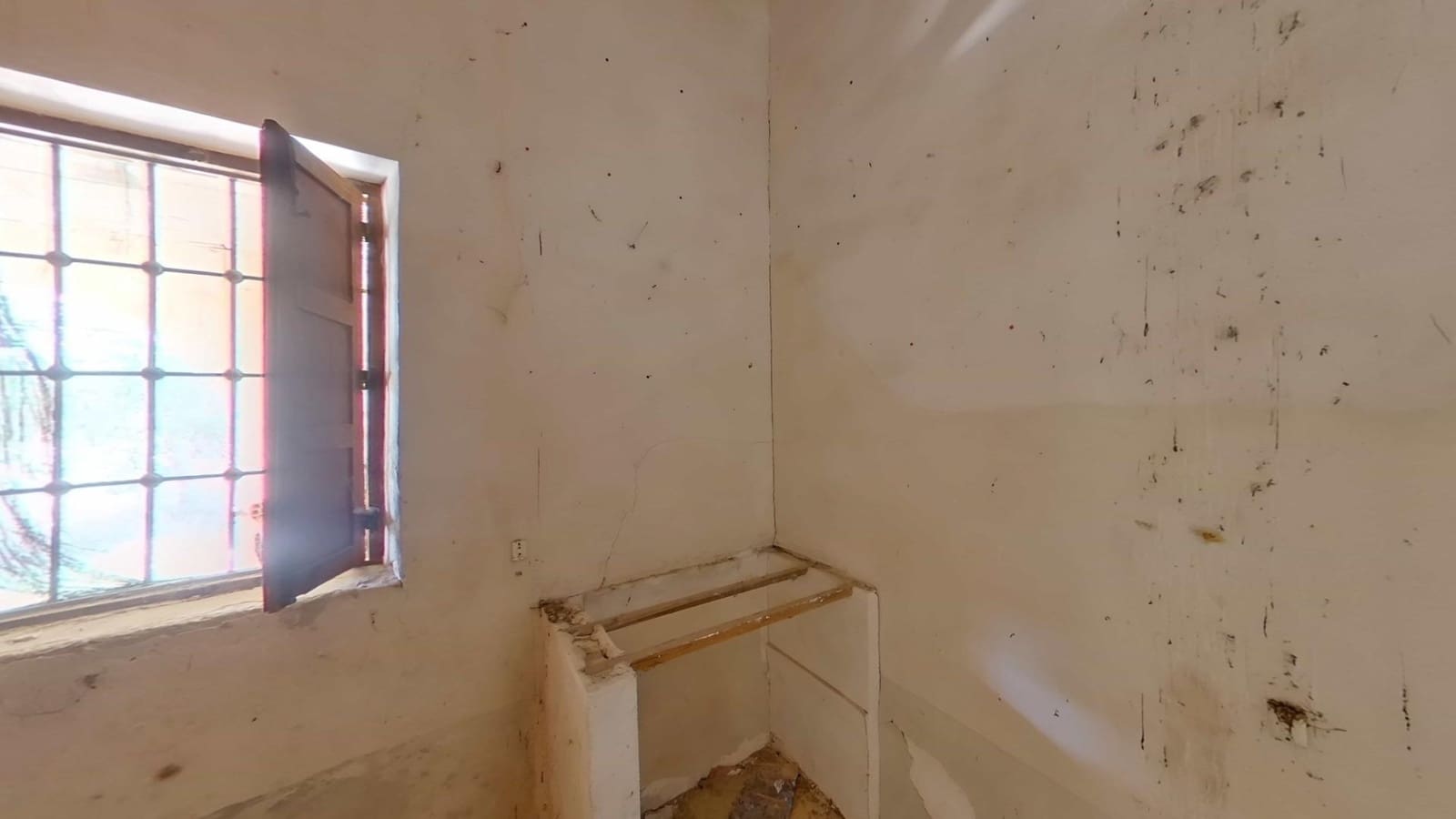 6 makuuhuone Huvila myytävänä paikassa Elche / Elx mukana 
autotalli - 225 000 € (Ref: 8926634)