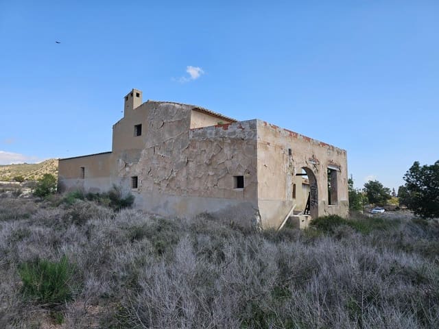 6 slaapkamer Villa te koop in Jubalcoy / Jubalcoi, Elche / Elx met garage - € 225.000 (Ref: 8926634)