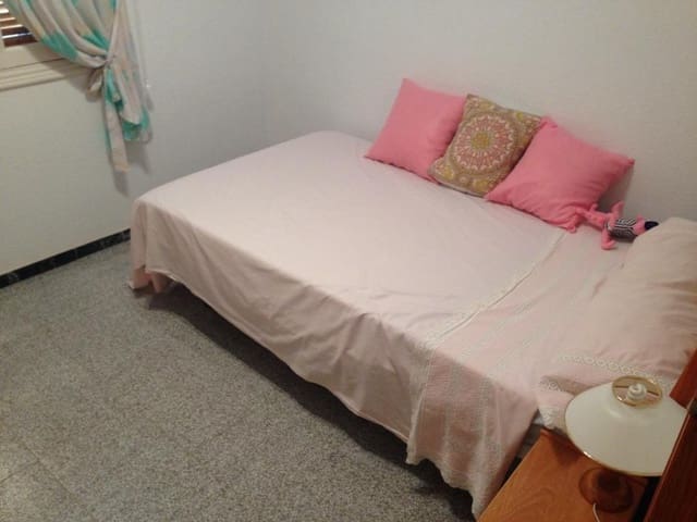 4 quarto Bungalow para venda em Santa Pola com garagem - 290 000 € (Ref: 8992407)