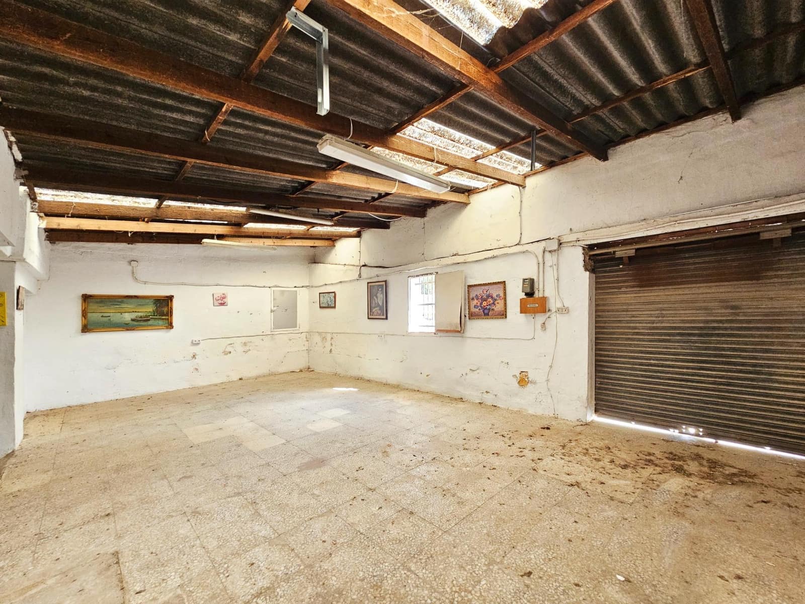 8 soverom Villa til salgs i Torrellano med svømmebasseng garasje - € 259 900 (Ref: 9012842)