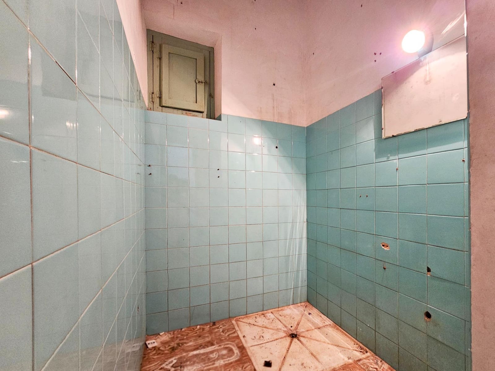 8 soverom Villa til salgs i Torrellano med svømmebasseng garasje - € 259 900 (Ref: 9012842)