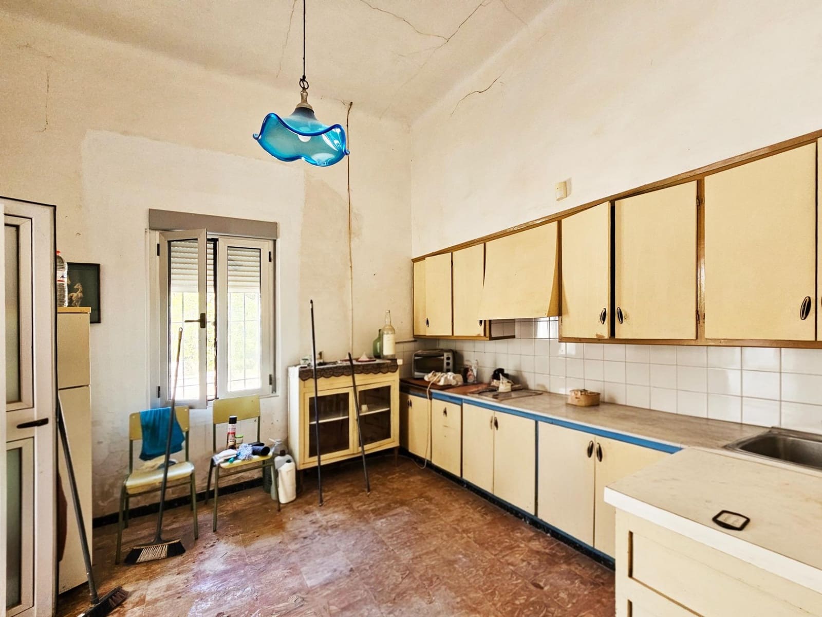 8 soverom Villa til salgs i Torrellano med svømmebasseng garasje - € 259 900 (Ref: 9012842)