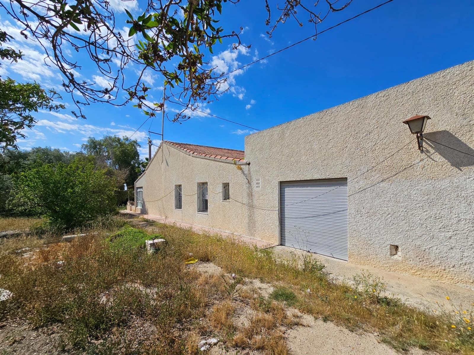 8 soverom Villa til salgs i Torrellano med svømmebasseng garasje - € 259 900 (Ref: 9012842)