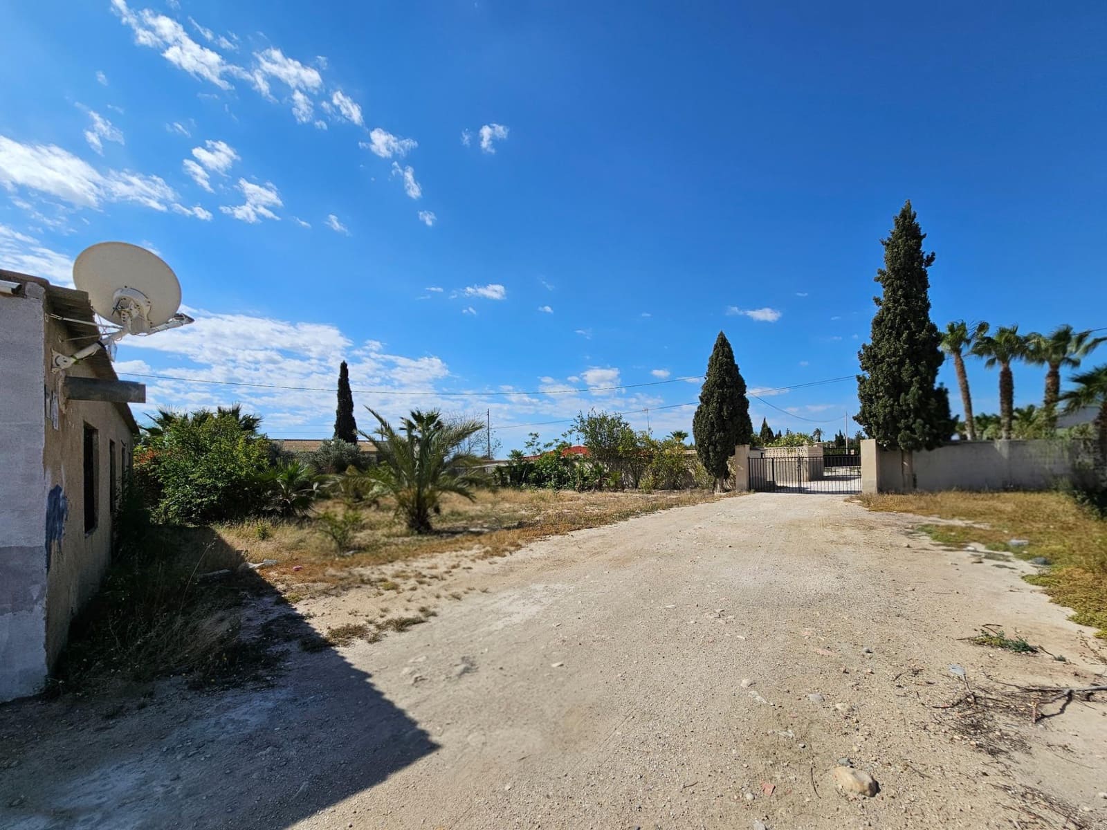 8 soverom Villa til salgs i Torrellano med svømmebasseng garasje - € 259 900 (Ref: 9012842)