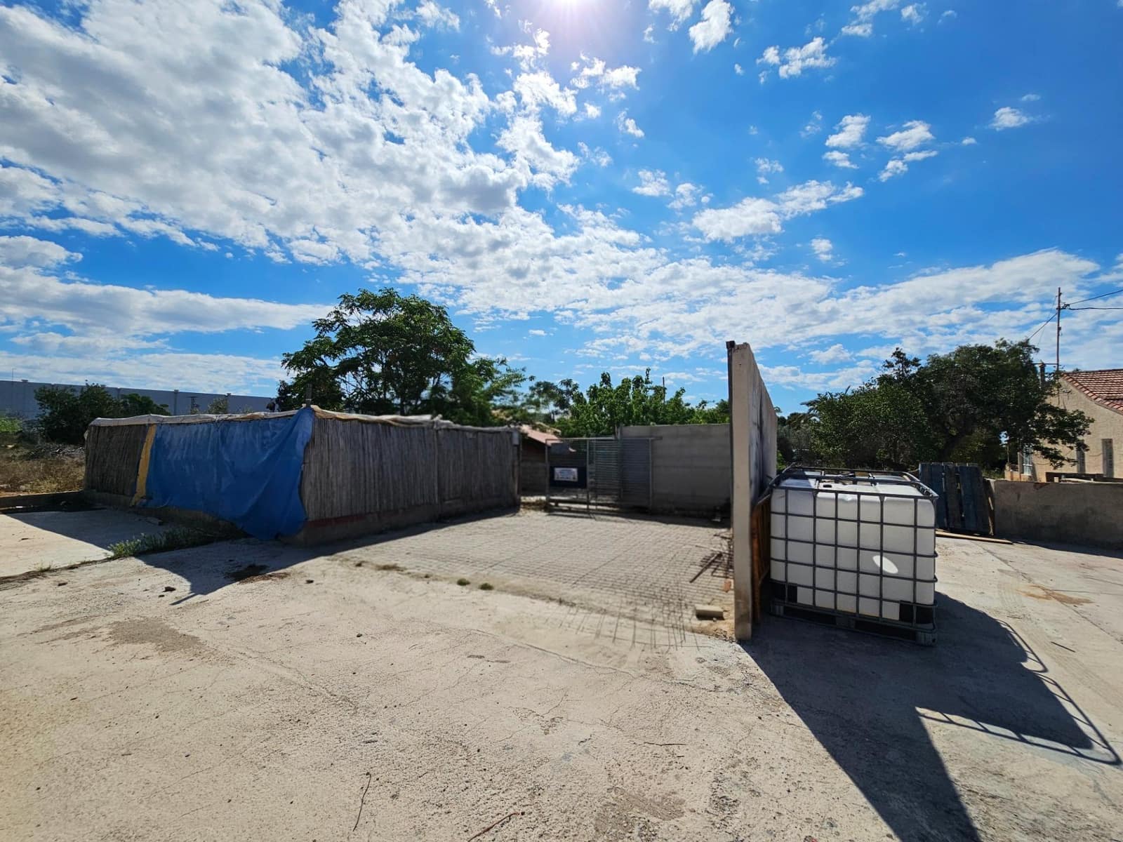 8 soverom Villa til salgs i Torrellano med svømmebasseng garasje - € 259 900 (Ref: 9012842)