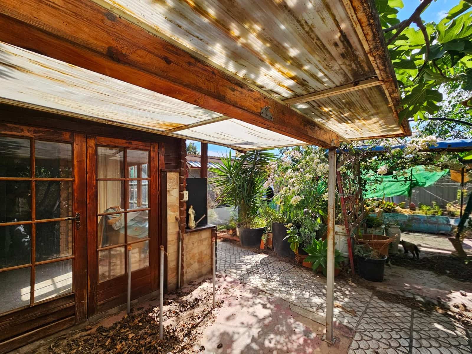 8 soverom Villa til salgs i Torrellano med svømmebasseng garasje - € 259 900 (Ref: 9012842)