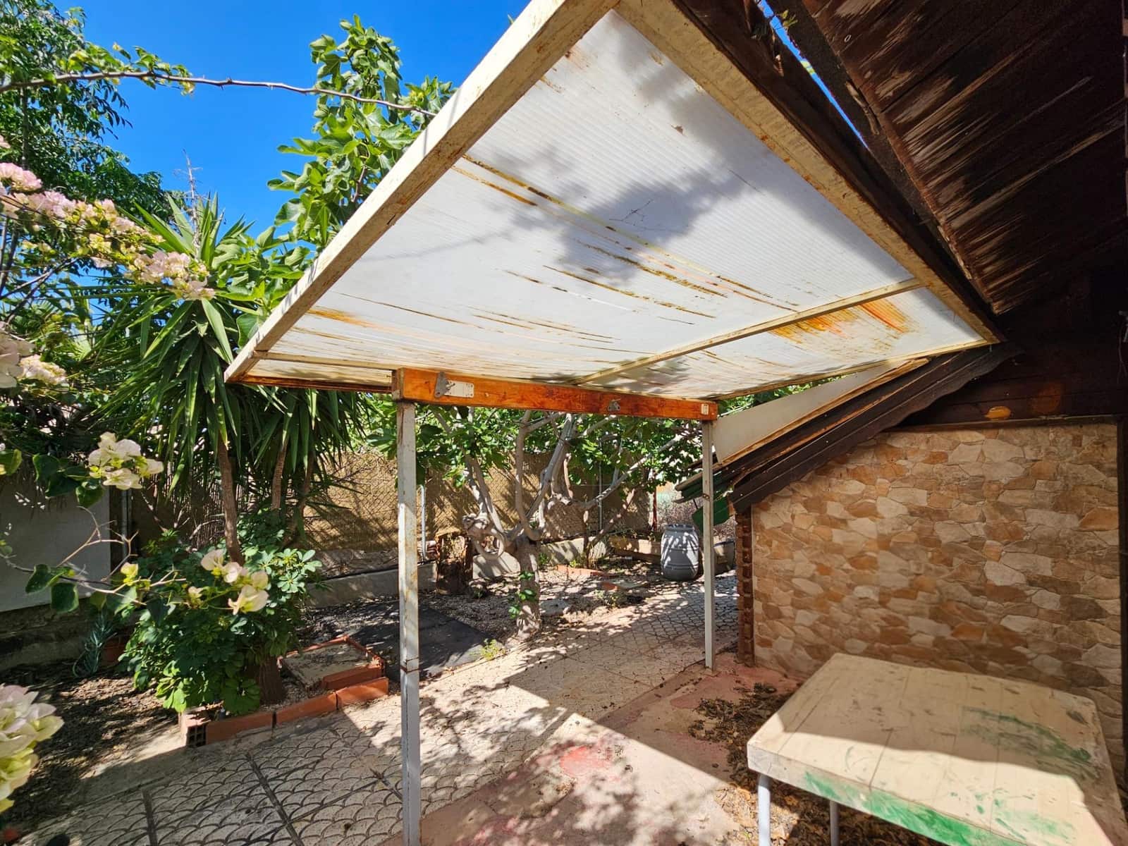 8 soverom Villa til salgs i Torrellano med svømmebasseng garasje - € 259 900 (Ref: 9012842)