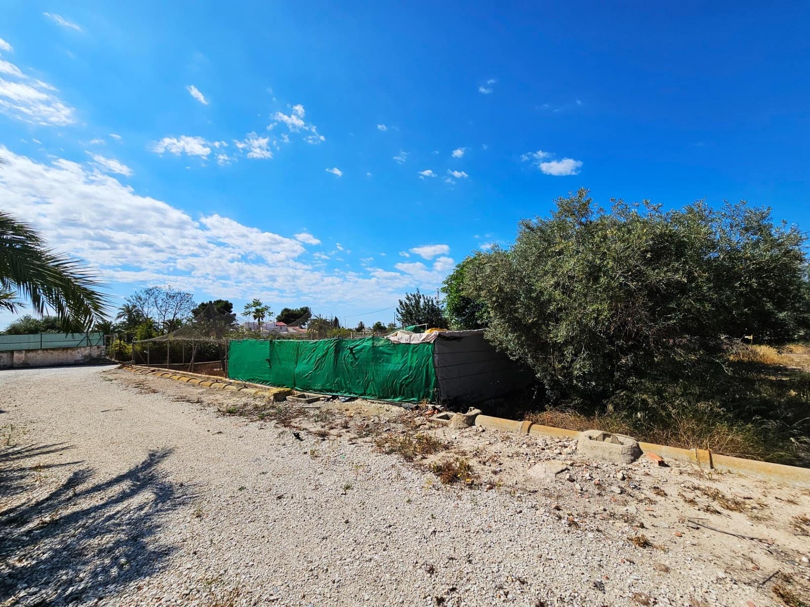 8 soverom Villa til salgs i Torrellano med svømmebasseng garasje - € 259 900 (Ref: 9012842)