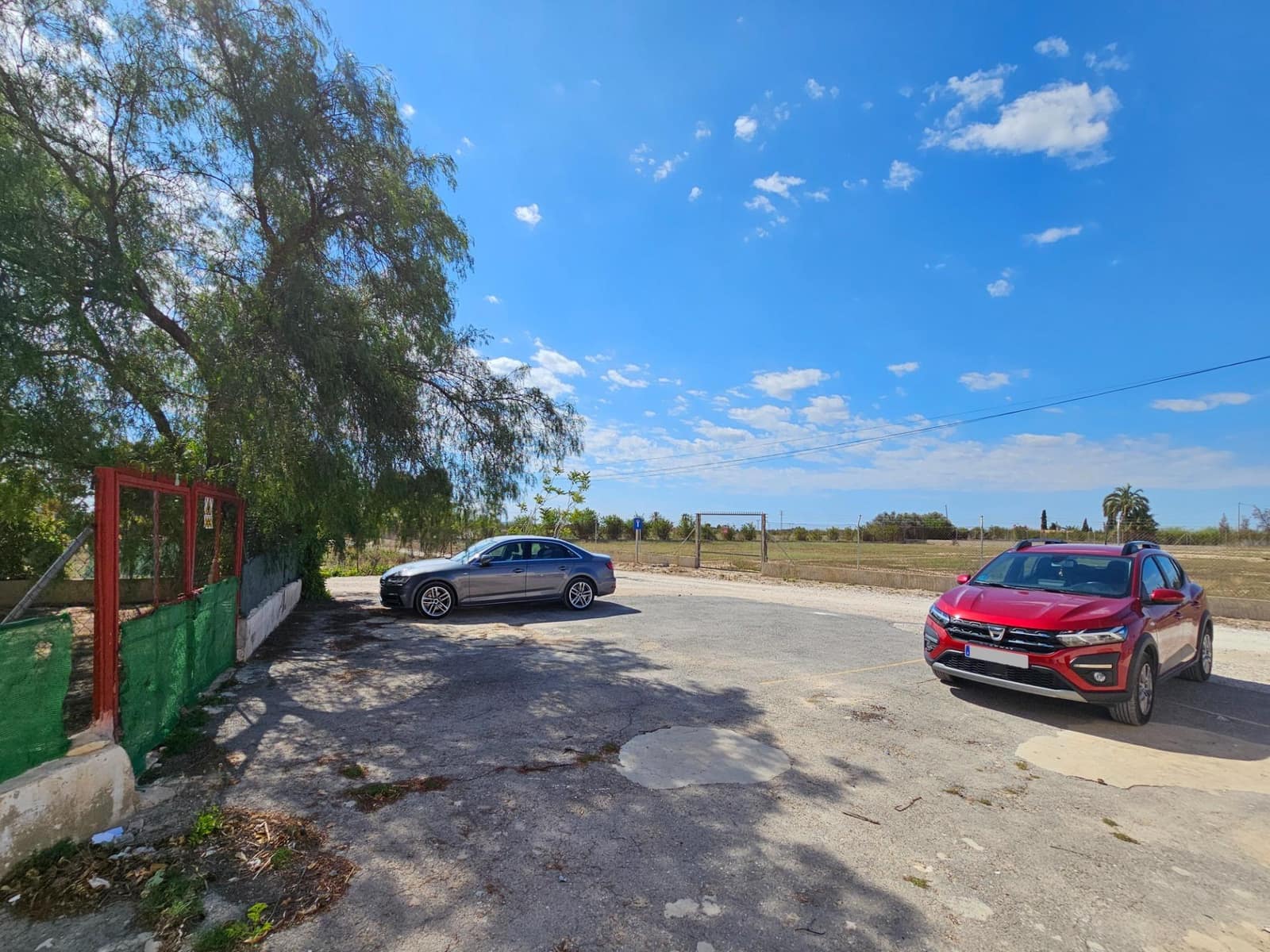 8 soverom Villa til salgs i Torrellano med svømmebasseng garasje - € 259 900 (Ref: 9012842)