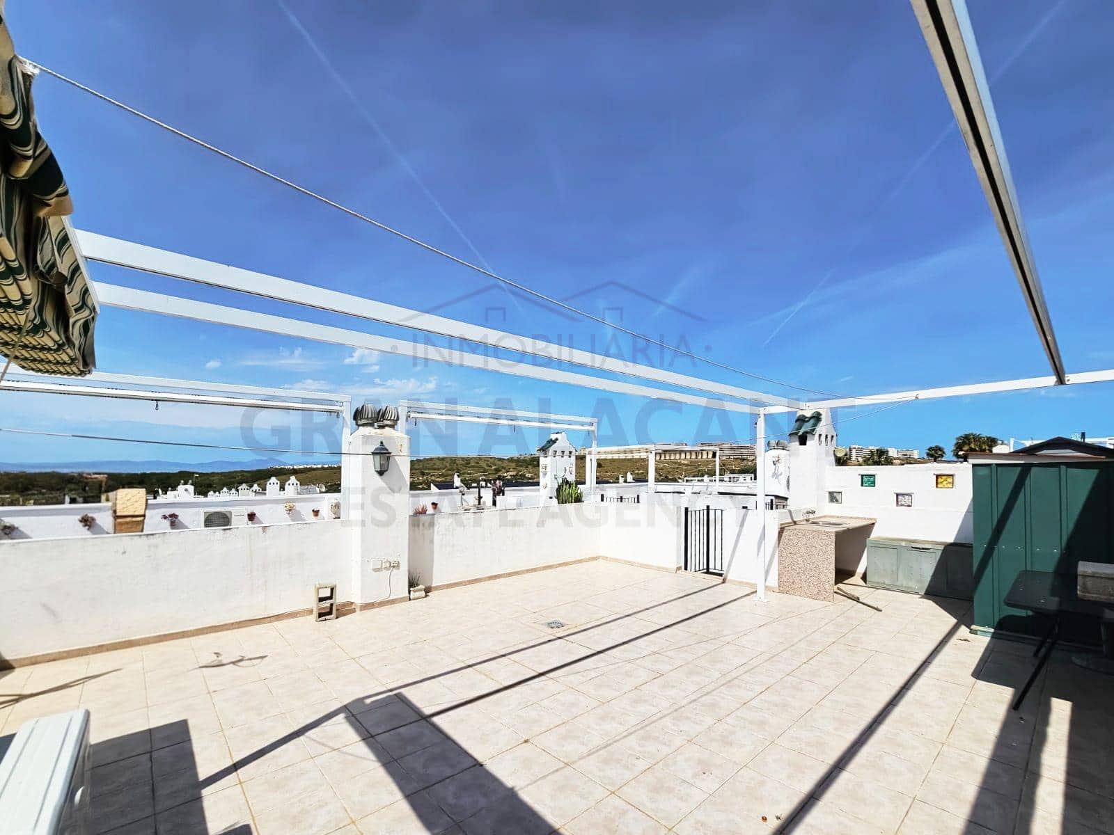 2 sovrum Bungalow till salu i Gran Alacant med pool garage - 198 000 € (Ref: 9018373)