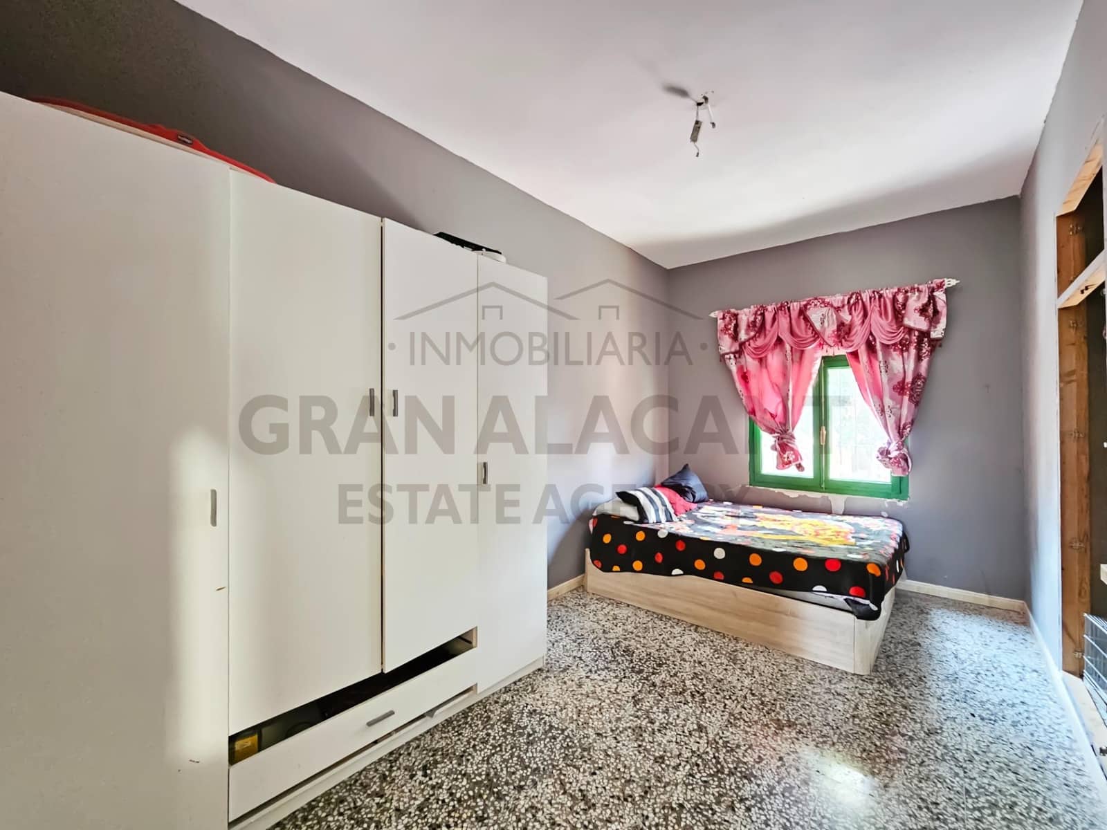 5 soveværelse Villa til salg i Villafranqueza med swimmingpool garage - € 305.000 (Ref: 9042270)