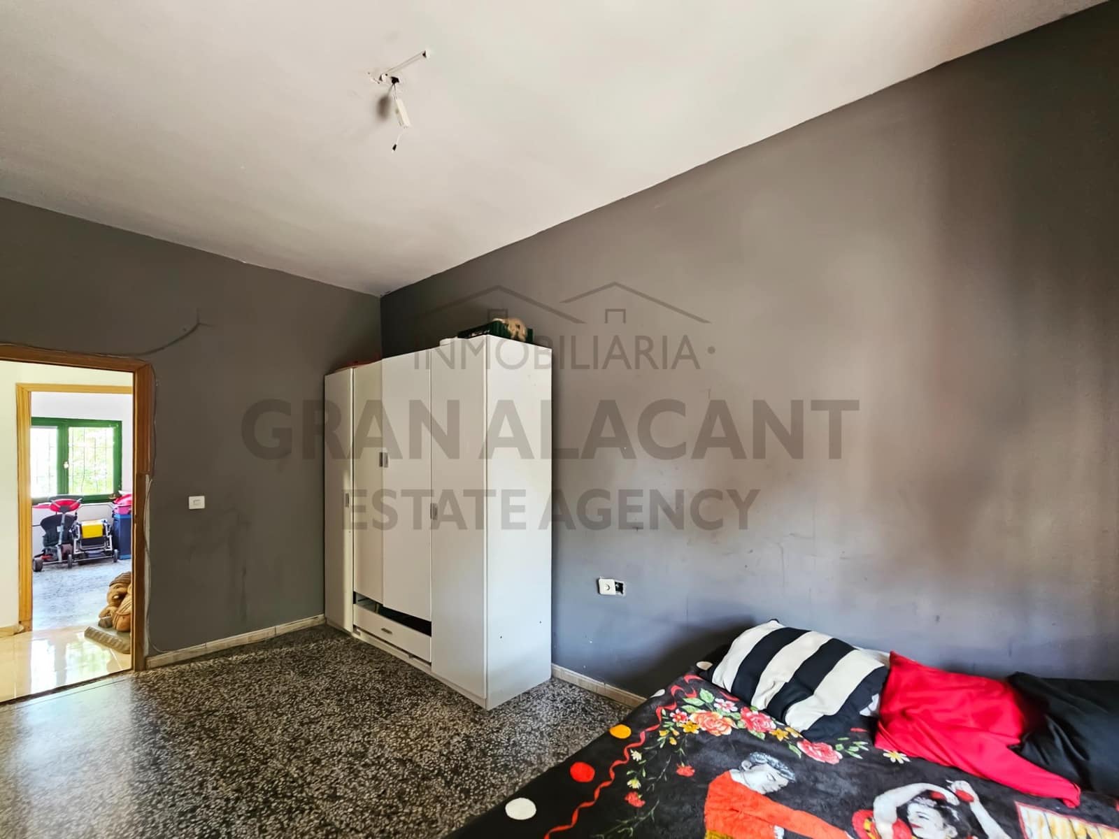 5 soveværelse Villa til salg i Villafranqueza med swimmingpool garage - € 305.000 (Ref: 9042270)