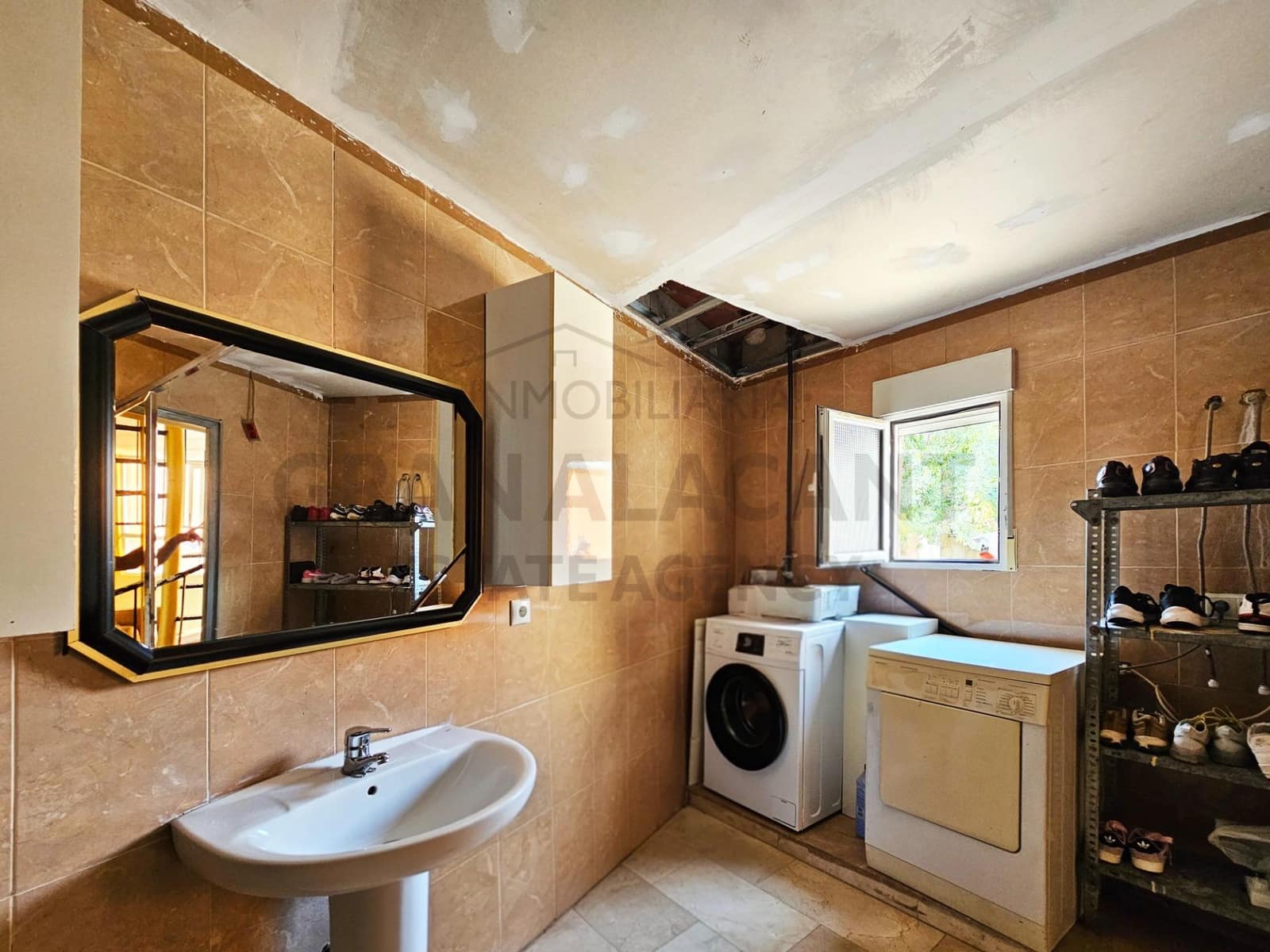 5 soveværelse Villa til salg i Villafranqueza med swimmingpool garage - € 305.000 (Ref: 9042270)