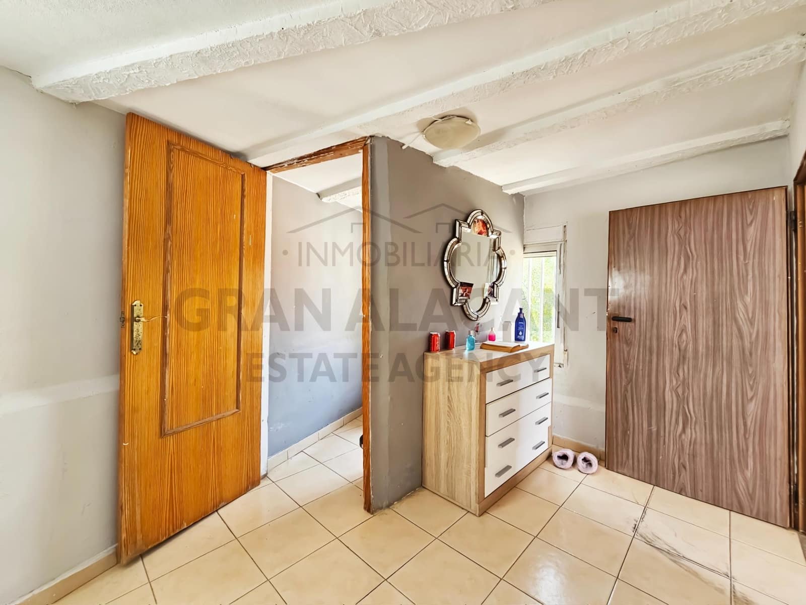 5 soveværelse Villa til salg i Villafranqueza med swimmingpool garage - € 305.000 (Ref: 9042270)