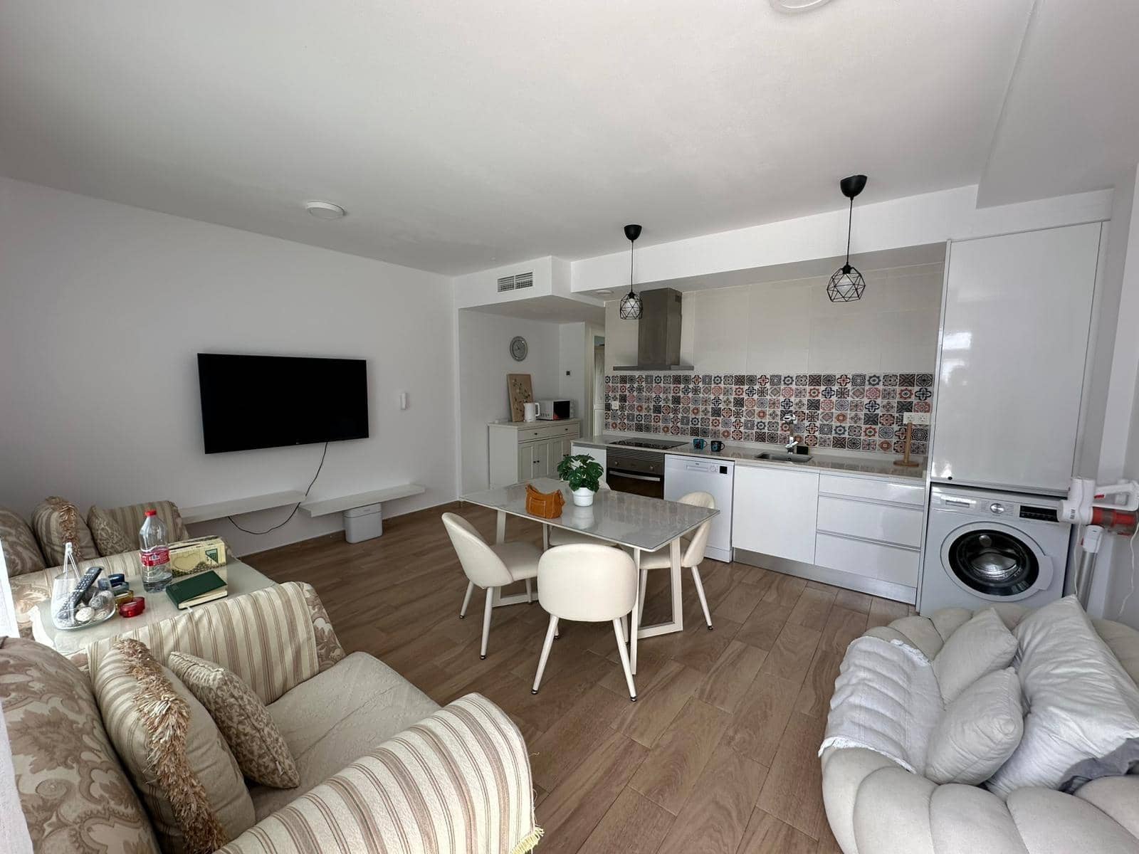 3 sovrum Bungalow att hyra i Gran Alacant med pool - 1 200 € (Ref: 9068837)