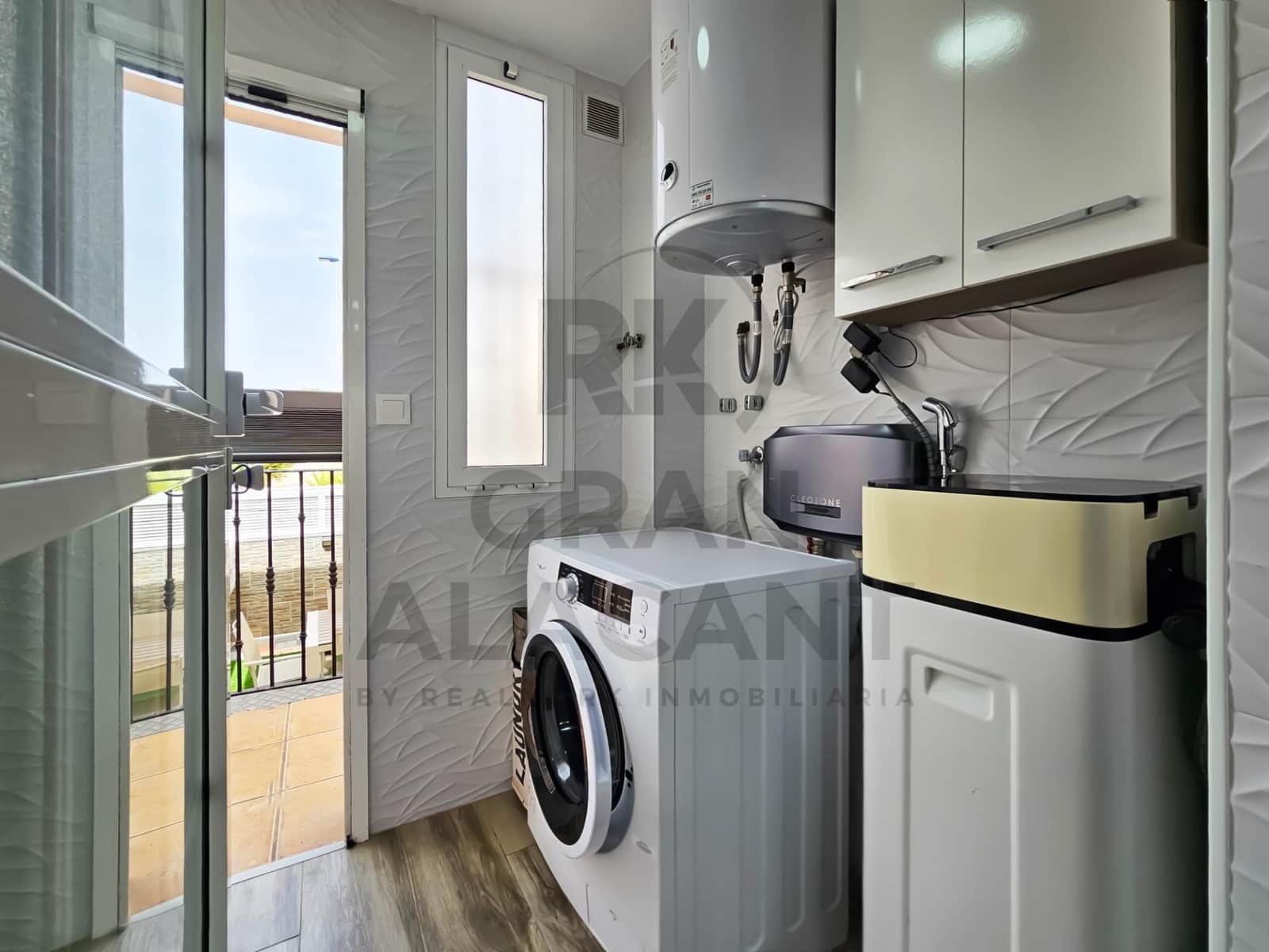 3 Zimmer Bungalow zu verkaufen in Gran Alacant mit Pool Garage - 349.900 € (Ref: 9137161)