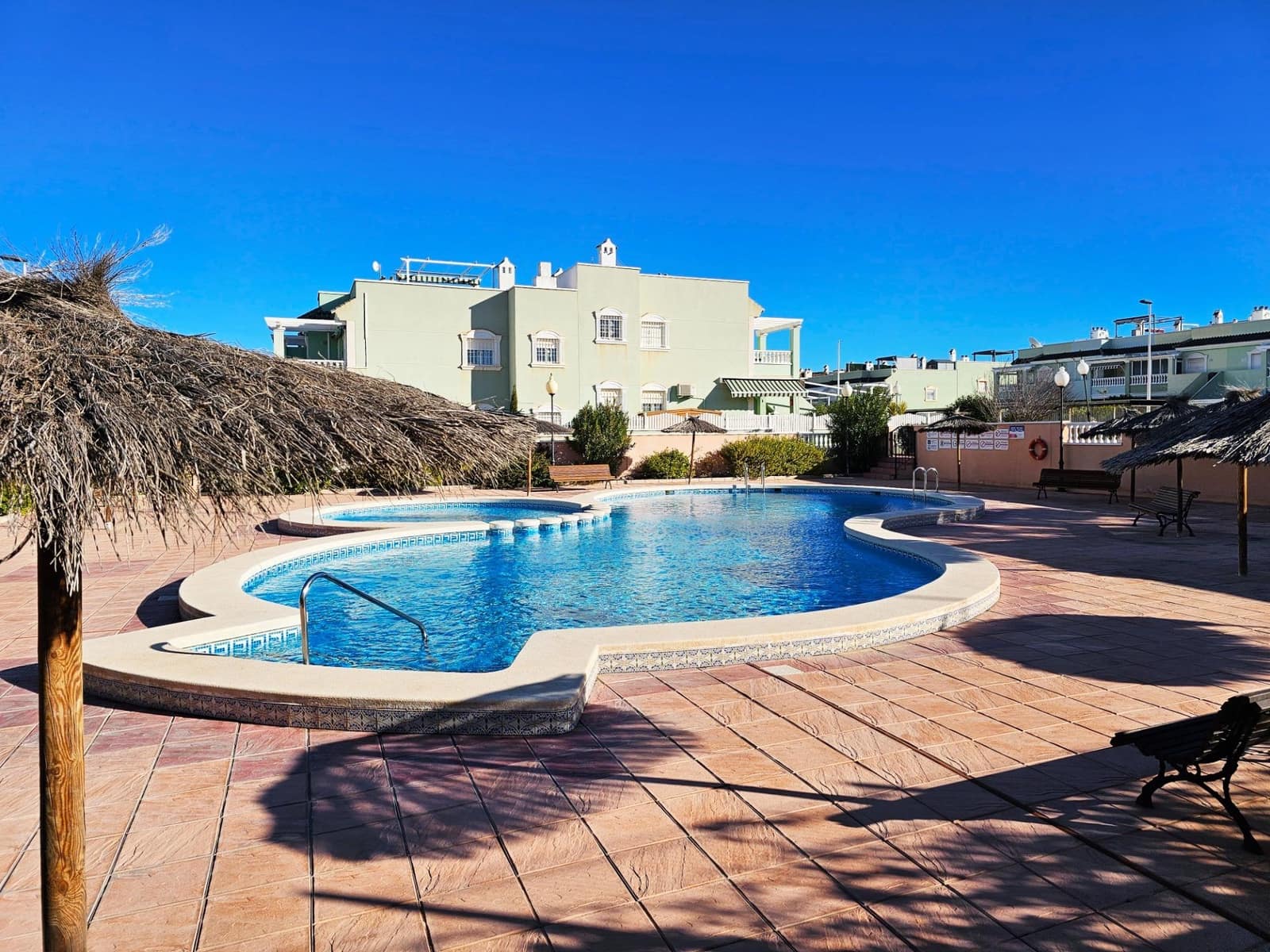 3 Zimmer Bungalow zu verkaufen in Gran Alacant mit Pool Garage - 349.900 € (Ref: 9137161)