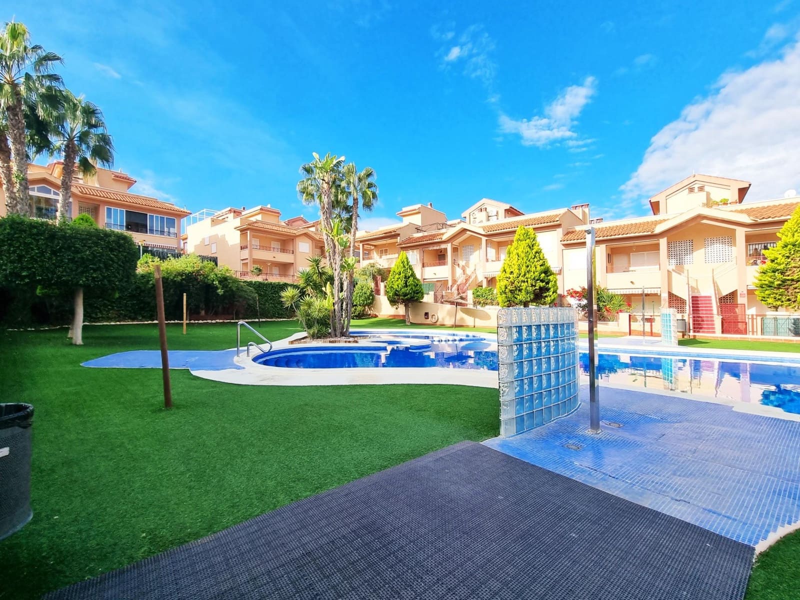 2 bedroom Bungalow for sale in Gran Alacant with pool garage - € 252,500 (Ref: 9163762)