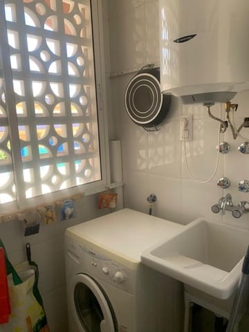 2 makuuhuone Bungalow vuokrattavana paikassa Gran Alacant, Santa Pola mukana uima-altaan - 950 € (Ref: 9163764)