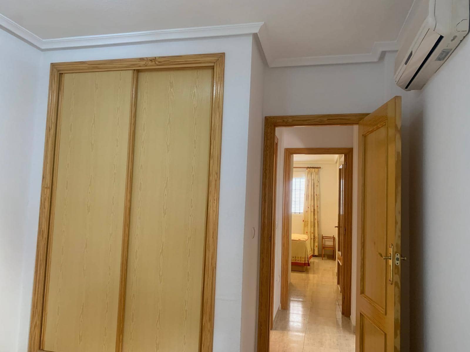 2 makuuhuone Bungalow vuokrattavana paikassa Gran Alacant mukana uima-altaan - 950 € (Ref: 9163764)