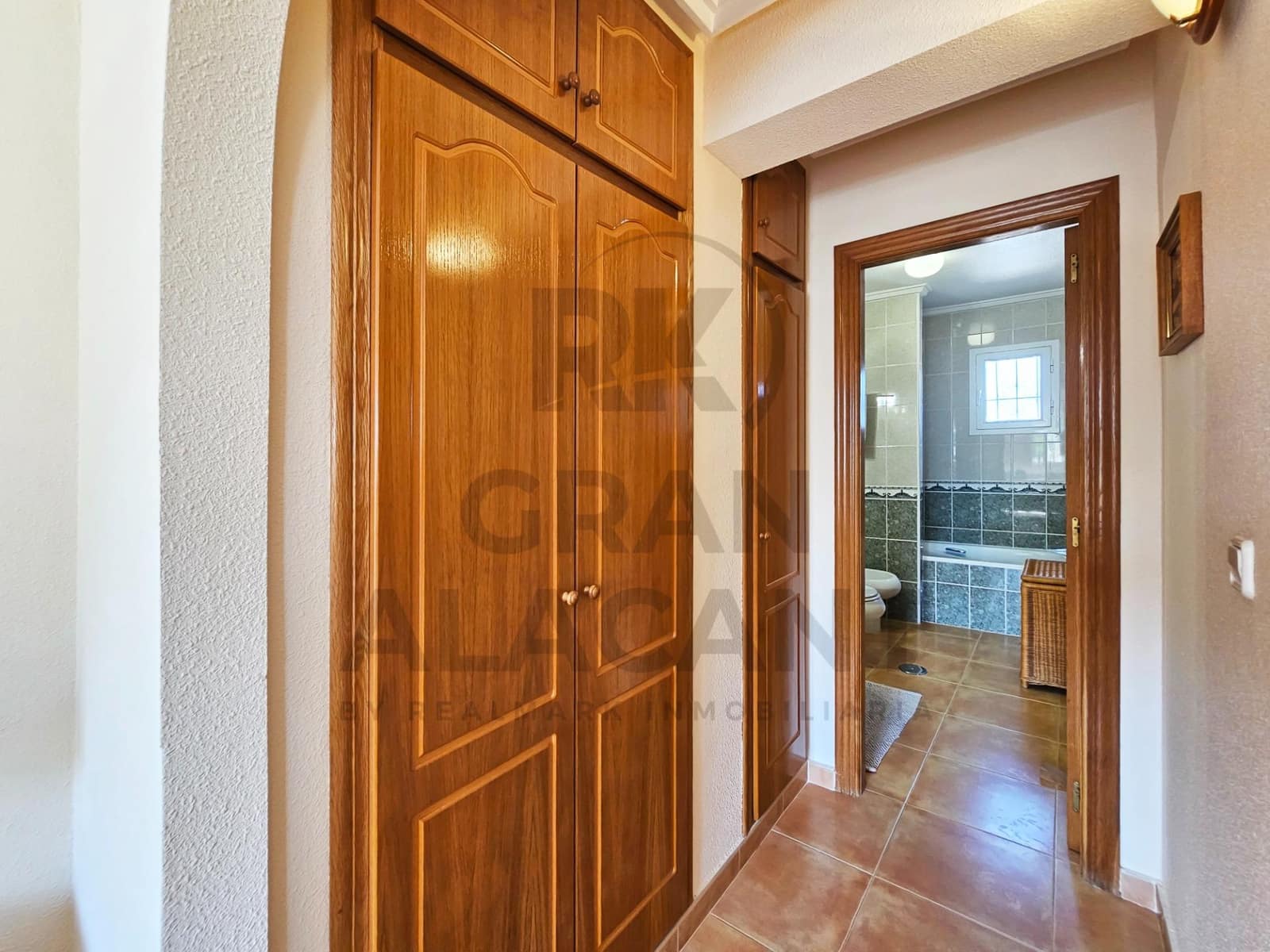 3 soveværelse Villa til salg i Gran Alacant med swimmingpool garage - € 525.000 (Ref: 9181065)