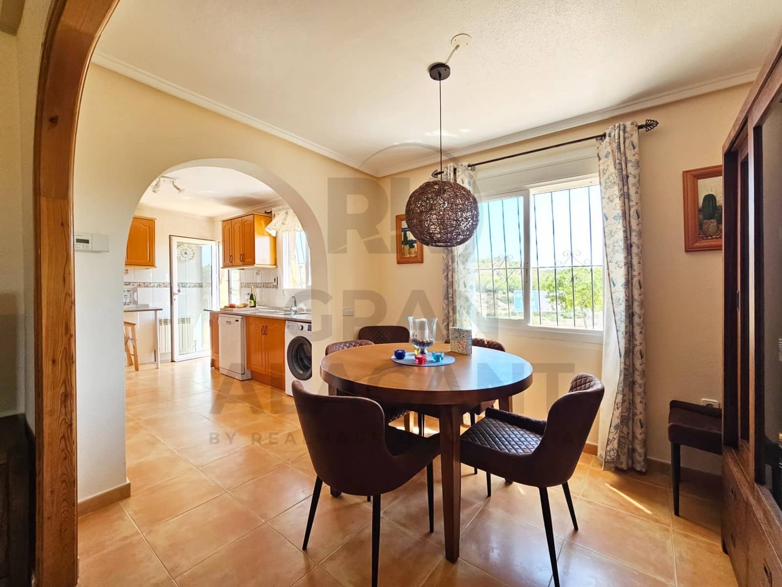 3 soveværelse Villa til salg i Gran Alacant med swimmingpool garage - € 525.000 (Ref: 9181065)