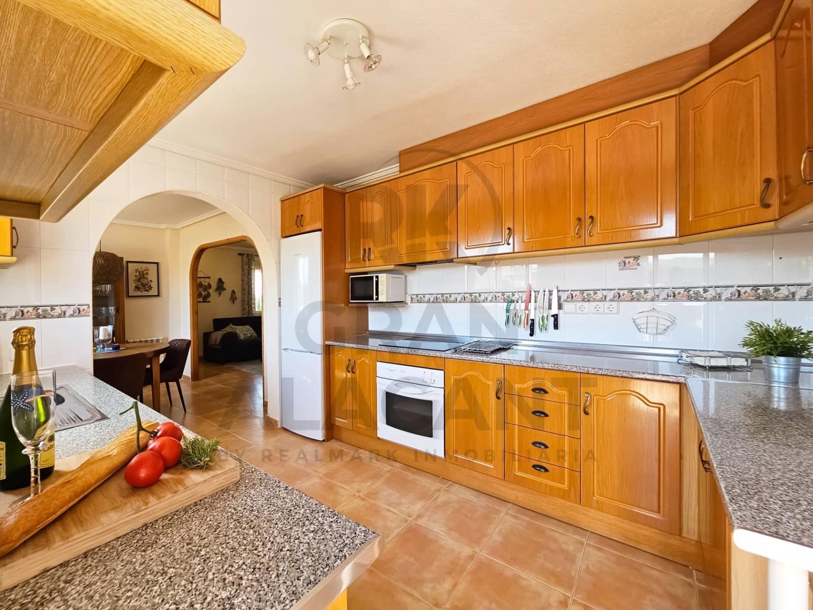 3 soveværelse Villa til salg i Gran Alacant med swimmingpool garage - € 525.000 (Ref: 9181065)