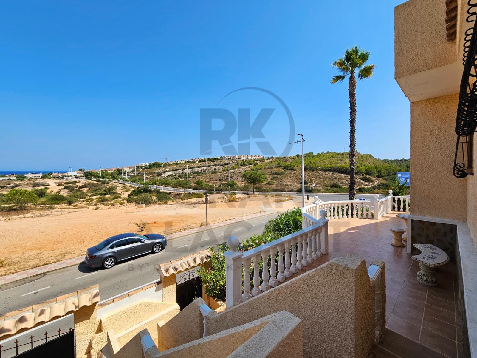 3 soveværelse Villa til salg i Gran Alacant med swimmingpool garage - € 525.000 (Ref: 9181065)