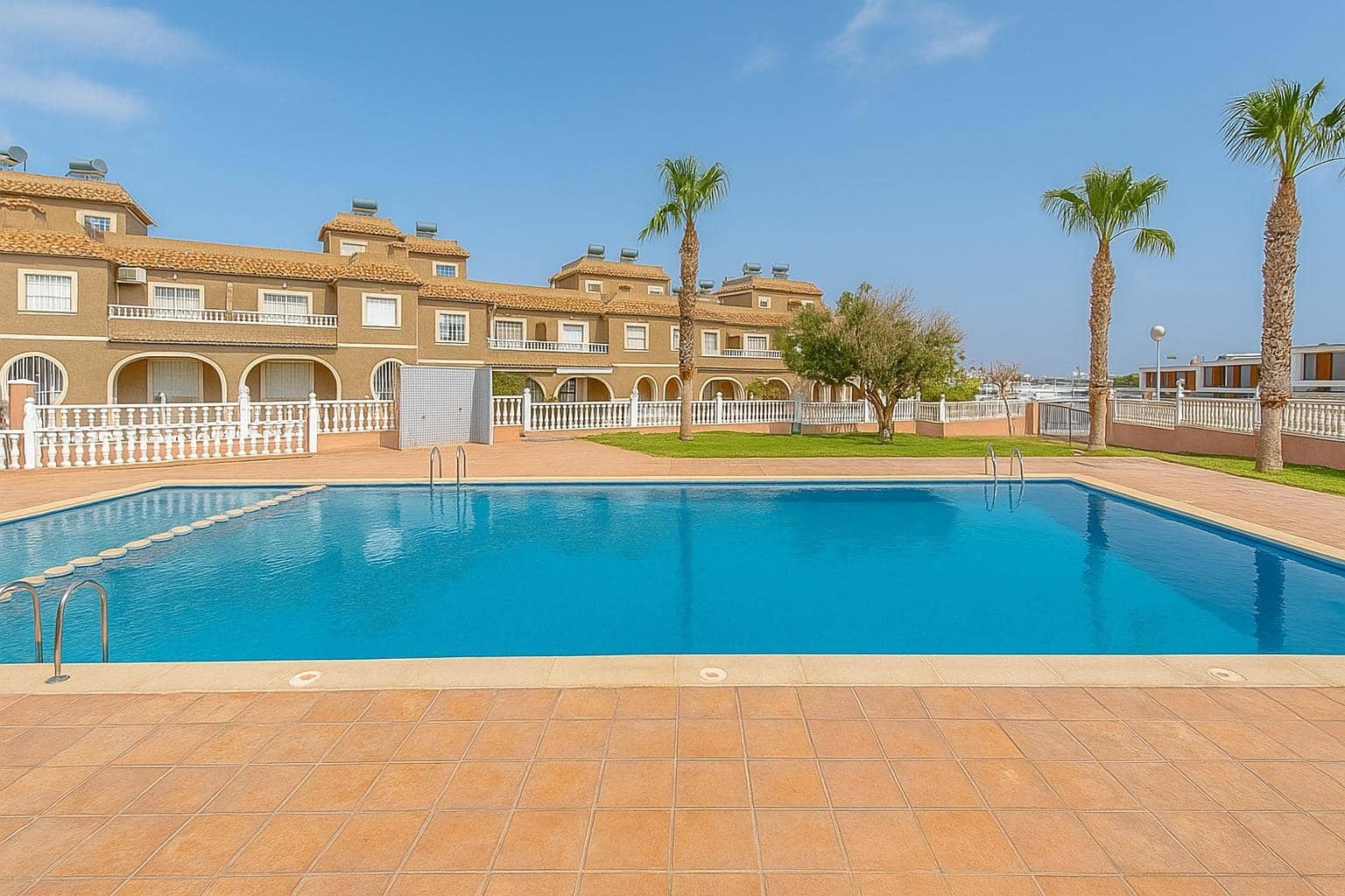 3 soveværelse Lejlighed til salg i Gran Alacant med swimmingpool garage - € 212.500 (Ref: 9198466)