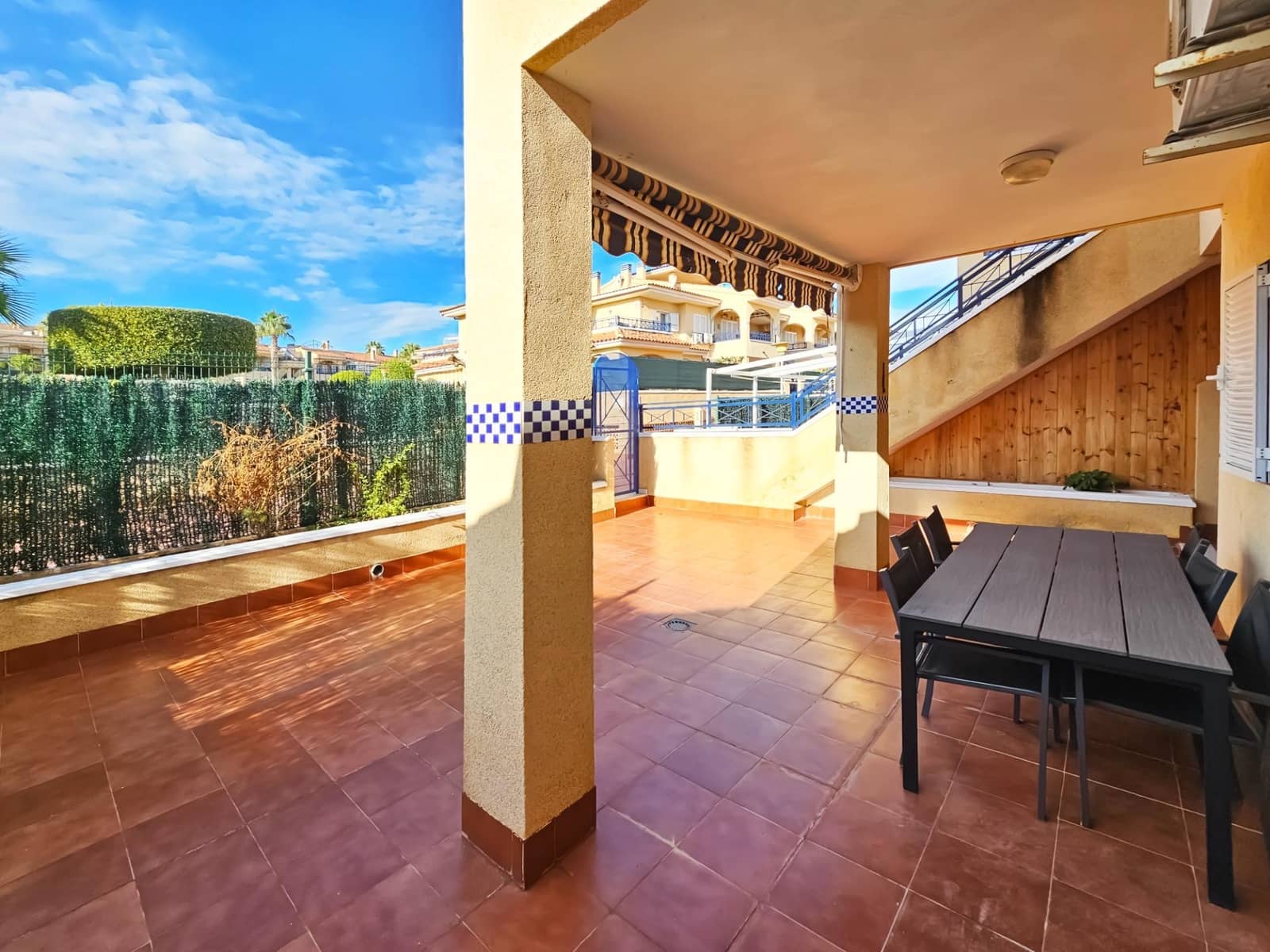 2 makuuhuone Huoneisto myytävänä paikassa Gran Alacant mukana uima-altaan 
autotalli - 235 000 € (Ref: 9282248)