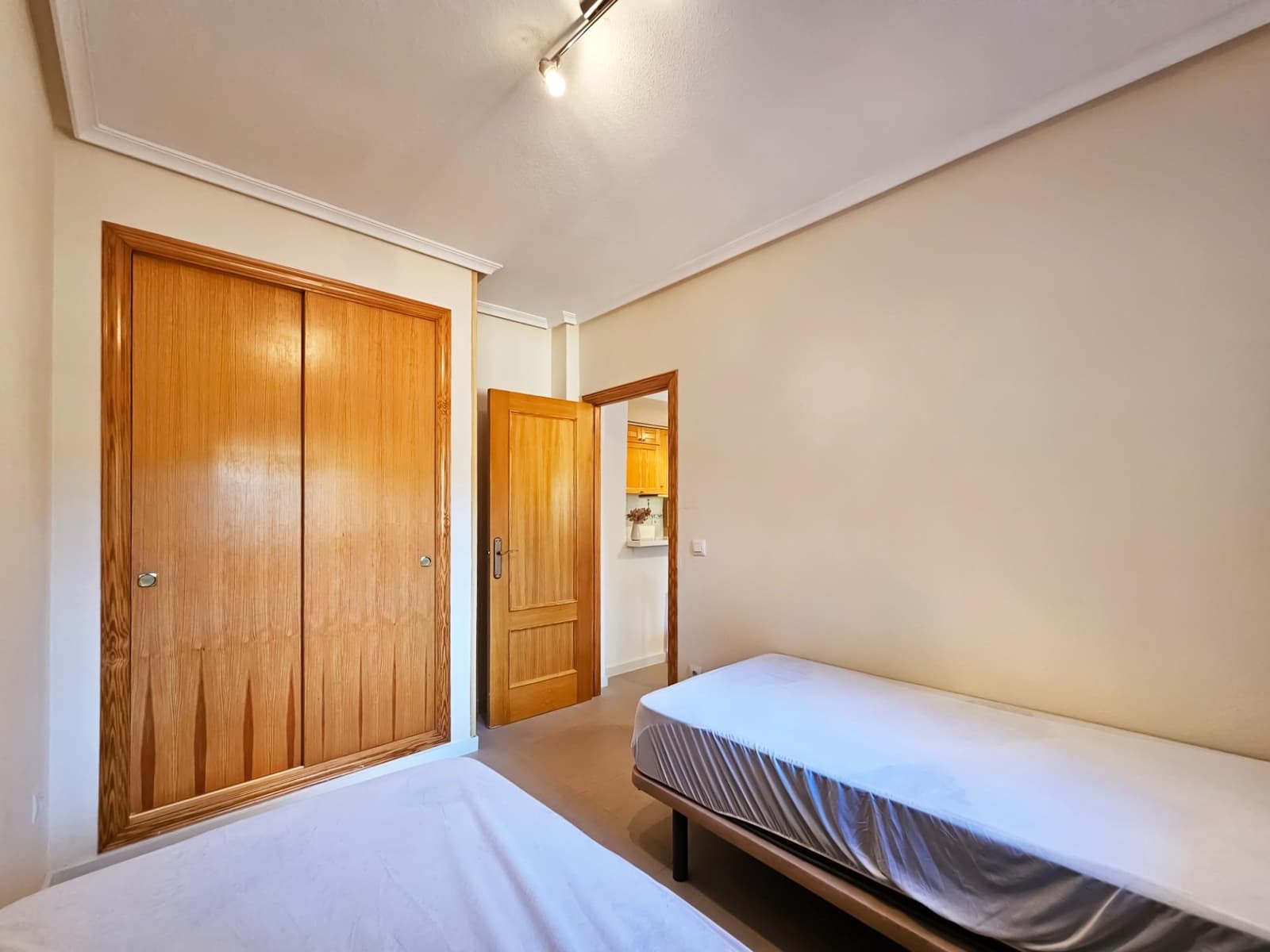 2 makuuhuone Huoneisto myytävänä paikassa Gran Alacant mukana uima-altaan 
autotalli - 235 000 € (Ref: 9282248)