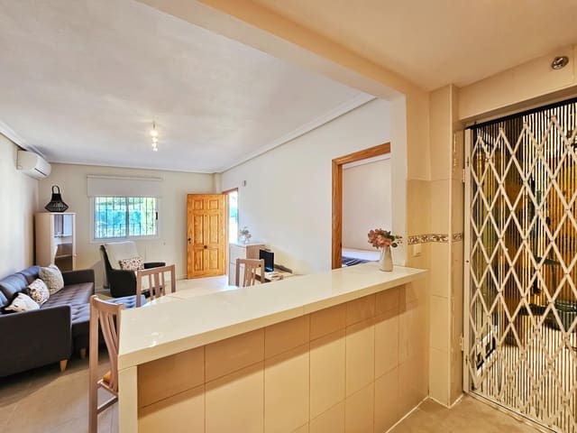 2 makuuhuone Huoneisto myytävänä paikassa Gran Alacant, Santa Pola mukana uima-altaan 
autotalli - 235 000 € (Ref: 9282248)