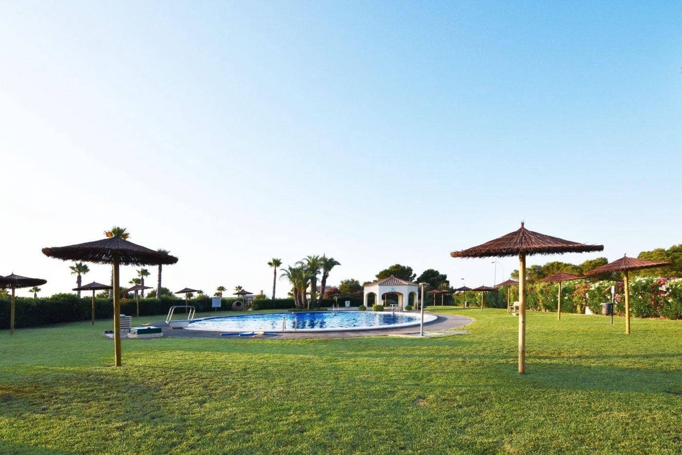 3 bedroom Apartment for sale in Gran Alacant with pool garage - € 380,000 (Ref: 9310924)