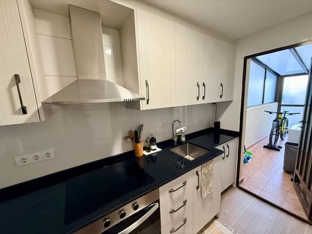 3 makuuhuone Bungalow vuokrattavana paikassa Gran Alacant, Santa Pola mukana uima-altaan - 1 300 € (Ref: 9335004)