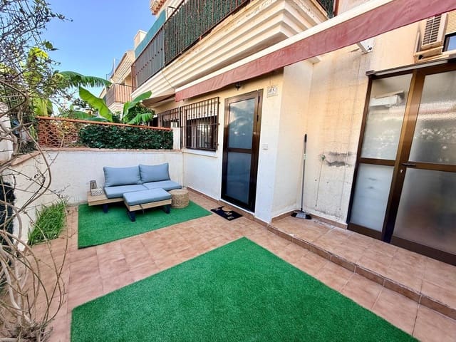 3 makuuhuone Bungalow vuokrattavana paikassa Gran Alacant, Santa Pola mukana uima-altaan - 1 300 € (Ref: 9335004)