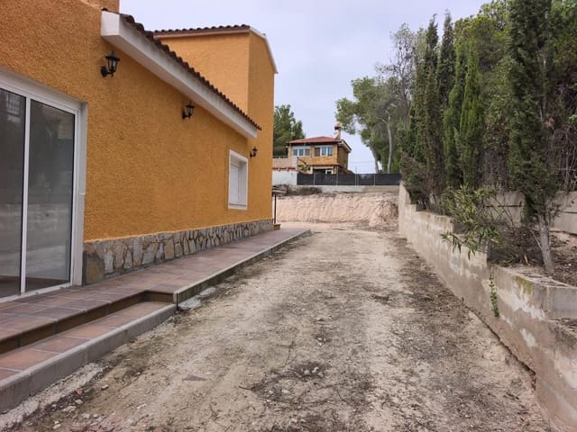 4 chambre Villa/Maison à vendre à Tibi avec garage - 290 000 € (Ref: 9341226)