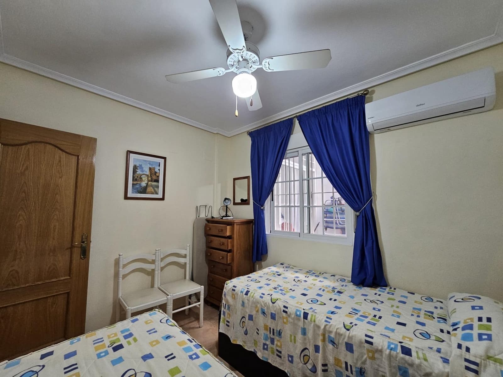 2 makuuhuone Bungalow vuokrattavana paikassa Gran Alacant mukana uima-altaan - 700 € (Ref: 9344802)