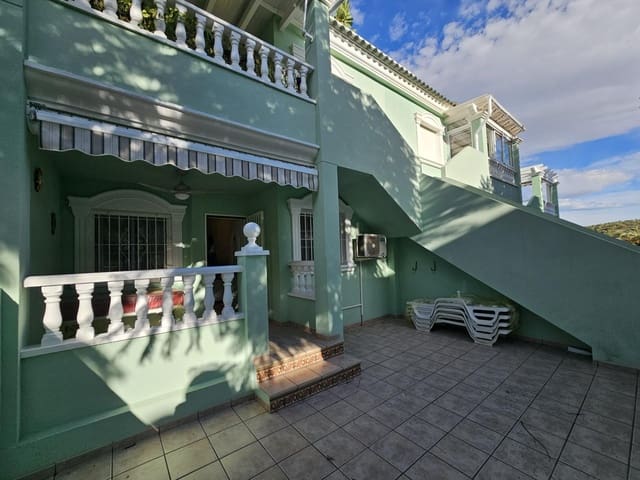 2 makuuhuone Bungalow vuokrattavana paikassa Gran Alacant, Santa Pola mukana uima-altaan - 700 € (Ref: 9344802)