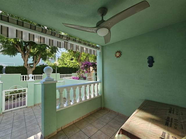 2 makuuhuone Bungalow vuokrattavana paikassa Gran Alacant, Santa Pola mukana uima-altaan - 700 € (Ref: 9344802)