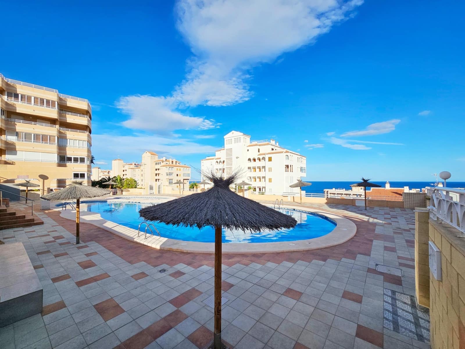 2 quarto Apartamento para venda em Arenales del Sol com piscina garagem - 272 900 € (Ref: 9382982)