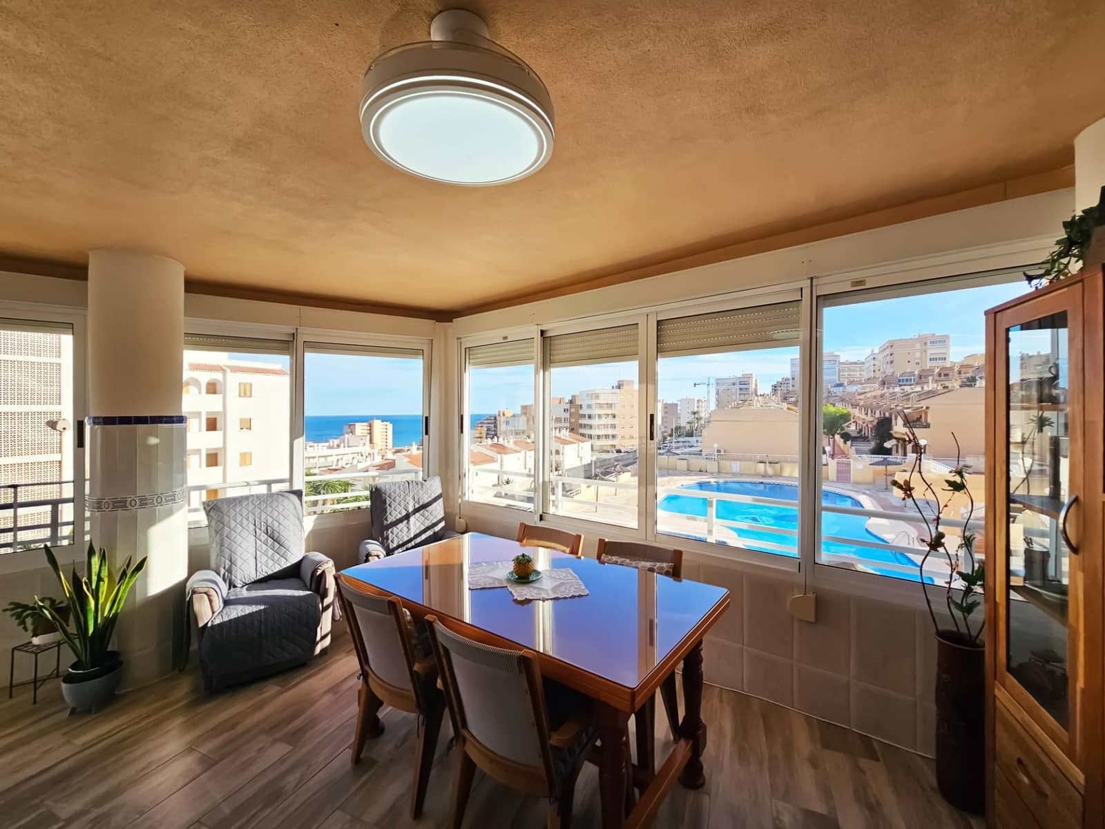 2 bedroom Apartment for sale in Arenales del Sol with pool garage - € 259,900 (Ref: 9382982)