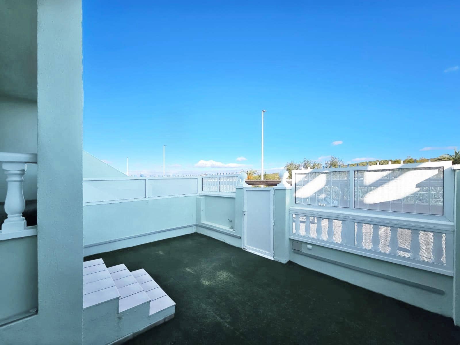 2 soverom Leilighet til salgs i Gran Alacant med svømmebasseng garasje - € 194 000 (Ref: 9382983)