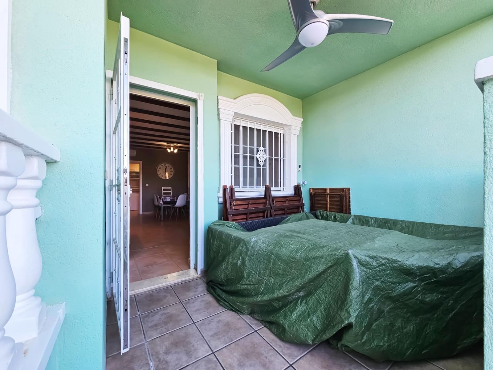 2 soverom Leilighet til salgs i Gran Alacant med svømmebasseng garasje - € 194 000 (Ref: 9382983)