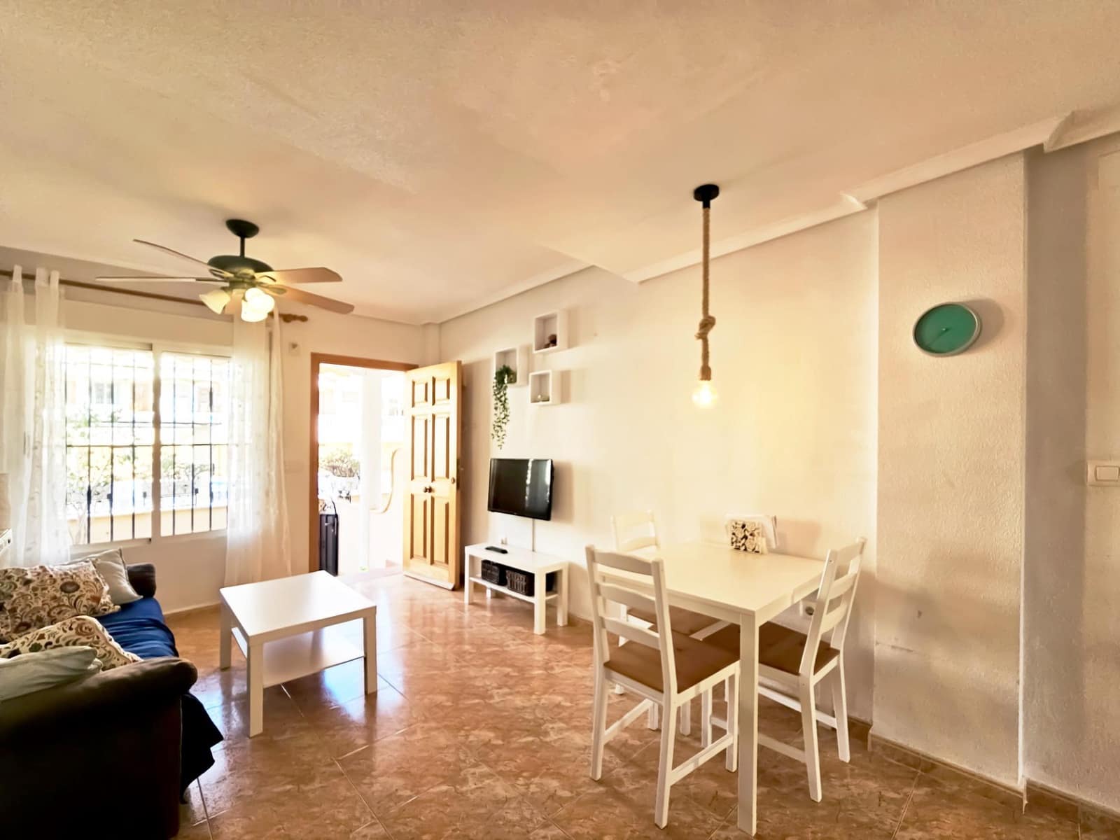 3 soverom Bungalow til salgs i Santa Pola med svømmebasseng garasje - € 279 000 (Ref: 9390918)